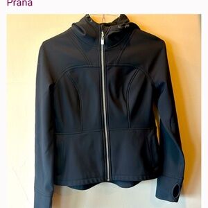 PRANA black jacket with fleece lining and thumb holes size Small